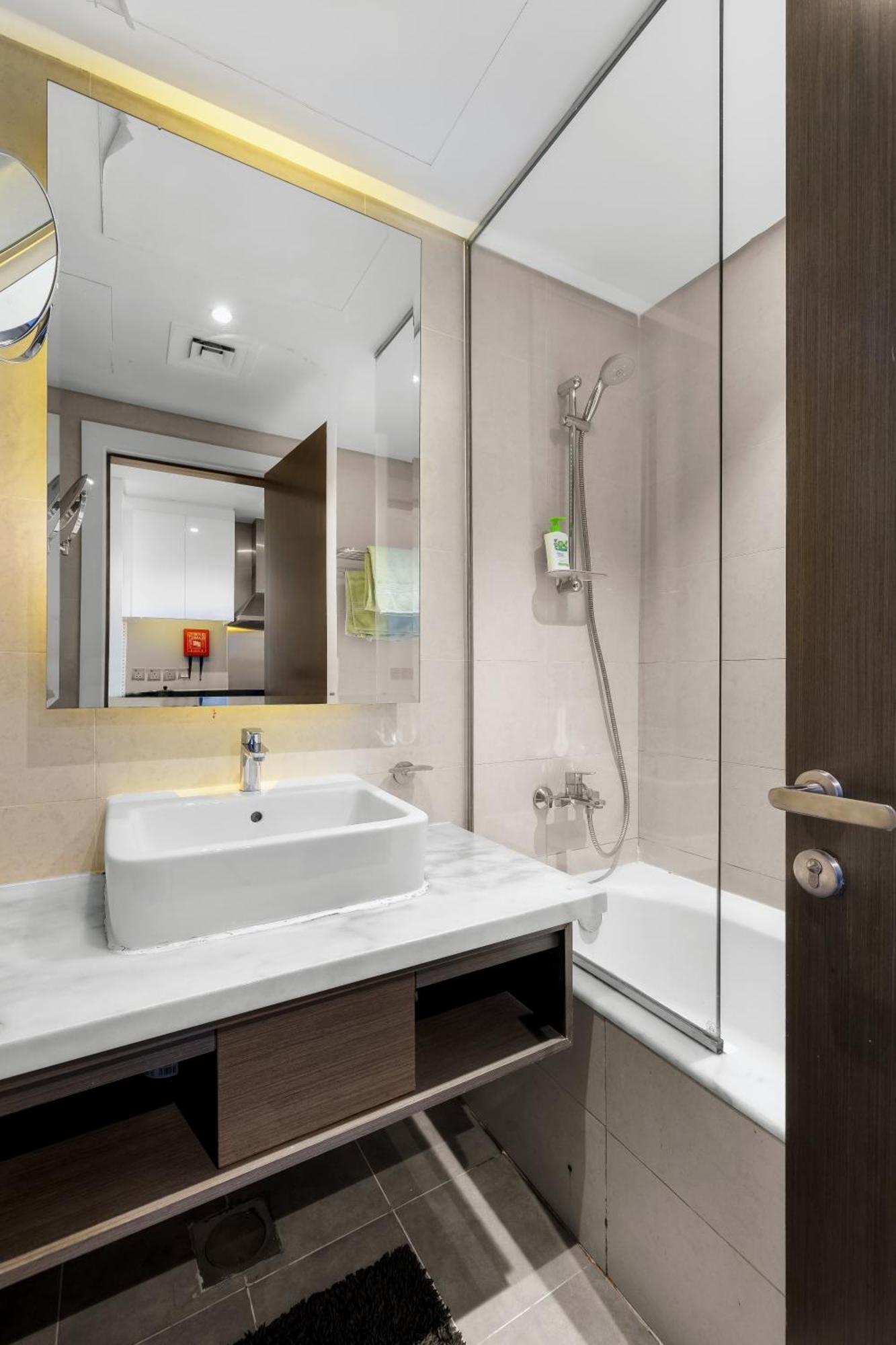 Luxury Aparthotel Prive Dubai Exterior photo