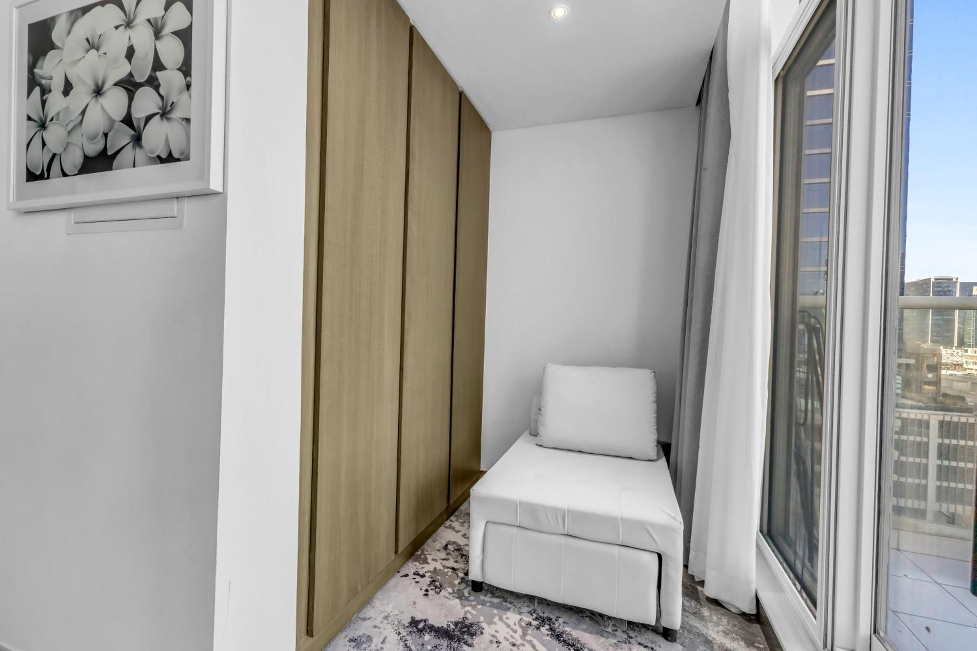 Luxury Aparthotel Prive Dubai Exterior photo