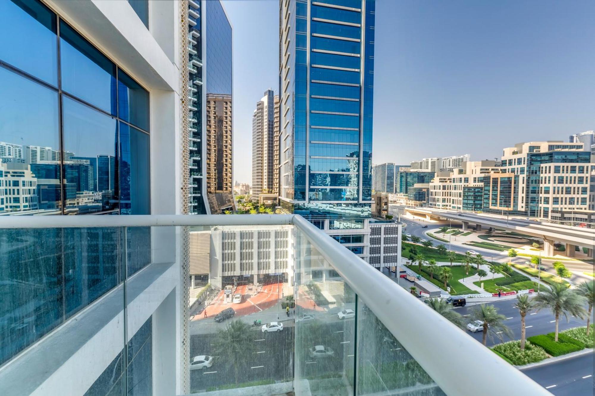Luxury Aparthotel Prive Dubai Exterior photo